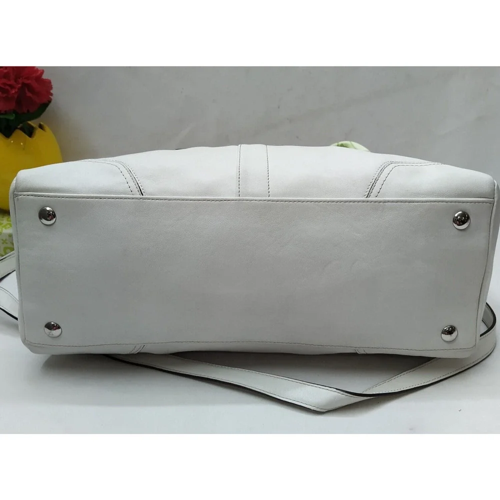Coach Hampton White Leather Double Handle Zipper Closure Satchel Shoulder Bag